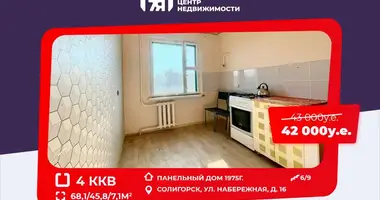 Wohnung 4 Zimmer in Soligorsk, Weißrussland