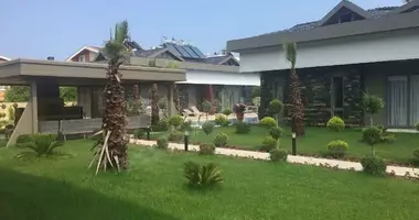 Villa 5 Zimmer mit Parkplatz, mit Schwimmbad, mit Sicherheit in Alanya, Türkei