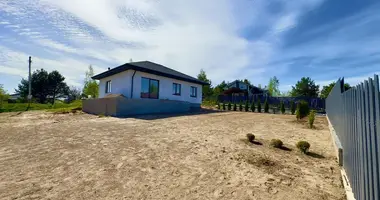 Haus in Ozyaritska Slabadski rural council, Belarus