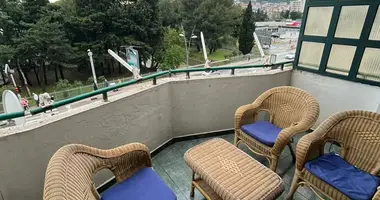 Apartamento 1 habitacion con Amueblado, con Aire acondicionado, con Vista a la montaña en Budva, Montenegro