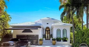 6 room house in Miami, United States