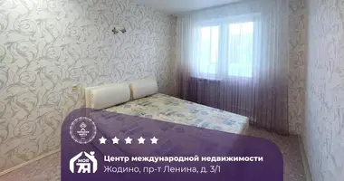 Apartamento 3 habitaciones en Zhodino, Bielorrusia