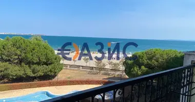 Mieszkanie 3 pokoi w Pomorie, Bułgaria