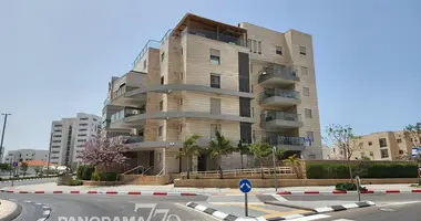 5 room apartment in Ashkelon, Israel