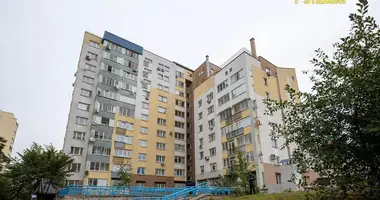 Apartamento 3 habitaciones en Minsk, Bielorrusia