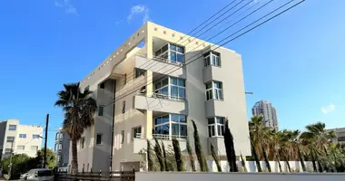 Инвестиционная 1 362 м² в Лимасол, Кипр