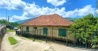 Dom 3 pokoi w Kumbor, Czarnogóra