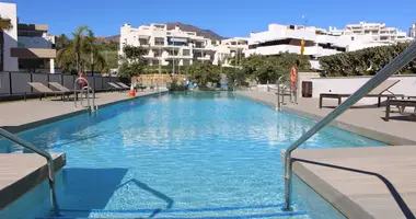 3 bedroom apartment in Estepona, Spain