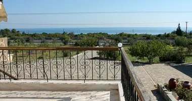Villa 6 habitaciones con Vistas al mar, con Vista a la montaña, con Primera costa en Leptokarya, Grecia
