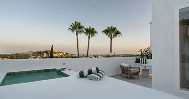 Wohnung 3 Schlafzimmer in San Pedro Alcantara, Spanien