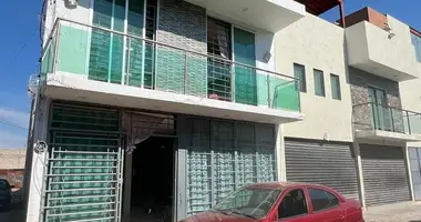 Casa 3 habitaciones en Santa Ana Tepetitlan, México