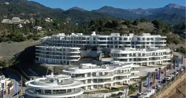 3 bedroom apartment in Benahavis, Spain