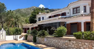 Villa 5 bedrooms in Mijas, Spain