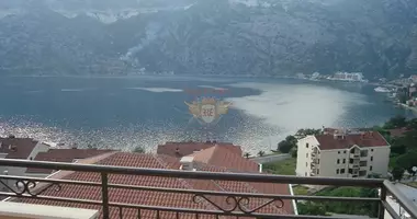 Wohnung in Risan, Montenegro
