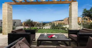 3 bedroom apartment in Chloraka, Cyprus