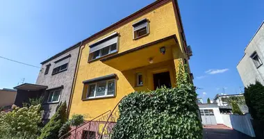 Dom w Poznań, Polska
