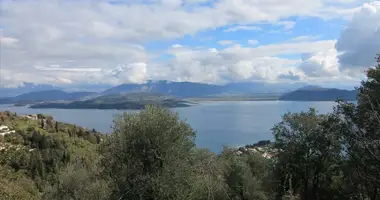 Terrain dans Katavolos, Grèce