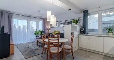Квартира 3 комнаты в Ломянки, Польша