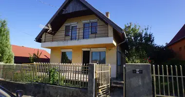 Dom 5 pokojów w Balatonszabadi, Węgry
