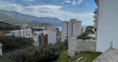 Casa 2 habitaciones en Becici, Montenegro