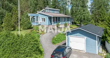 Casa 4 habitaciones en Maentsaelae, Finlandia