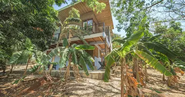 Casa 5 habitaciones en Cantón Santa Cruz, Costa Rica