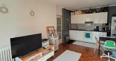 Wohnung 2 Zimmer in Tatabanyai jaras, Ungarn