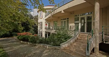 Nieruchomości komercyjne 553 m² w Budapeszt, Węgry