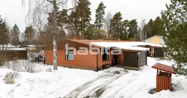 Casa 5 habitaciones en Jyvaeskylae sub-region, Finlandia