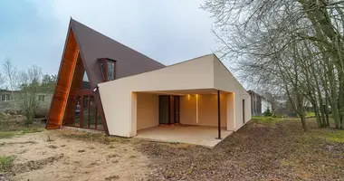 Dom wolnostojący w Lahojsk selsaviet, Białoruś