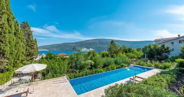 Villa 4 chambres dans Baošići, Monténégro