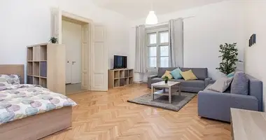 Apartamento 4 habitaciones en Praga, República Checa