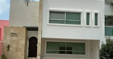 4 bedroom house in San Bernardino Tlaxcalancingo, Mexico