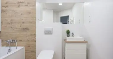 Apartamento 3 habitaciones en Varsovia, Polonia