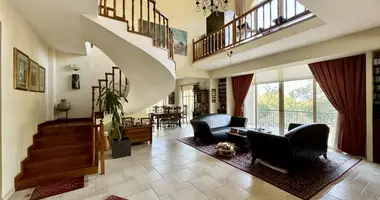 Maison 4 chambres dans Agios Tychonas, Chypre