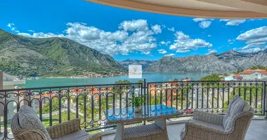 Apartment 9 bedrooms in Petrovac, Montenegro