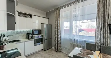 Apartamento 5 habitaciones en Druzhny, Bielorrusia