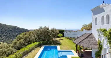 4 bedroom house in Spain