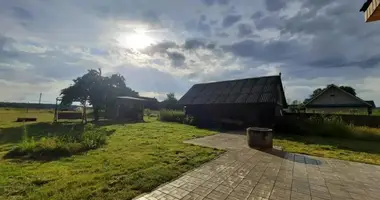 Maison dans Bakstauski siel ski Saviet, Biélorussie