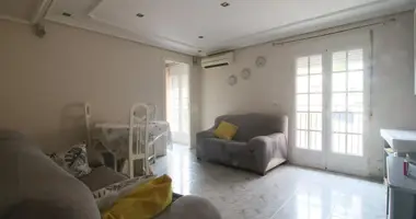 3 bedroom apartment in Alicante, Spain