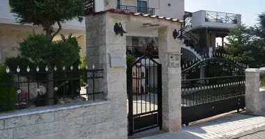 Mieszkanie 4 pokoi w Neochorouda, Grecja