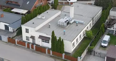 Tienda 582 m² en Glinno, Polonia