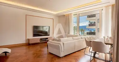 Apartamento 2 habitaciones en Tivat, Montenegro