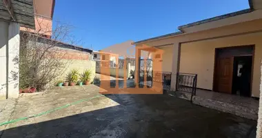 2 bedroom house in Bashkia Durres, Albania