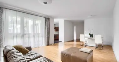 4 room apartment in Warsaw, Poland