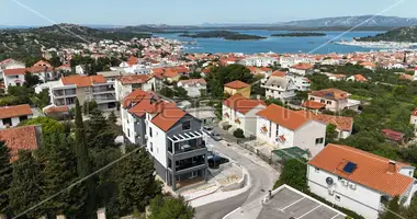 Apartamento 4 habitaciones en Murter, Croacia
