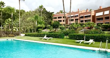 Wohnung 4 Schlafzimmer in Marbella, Spanien