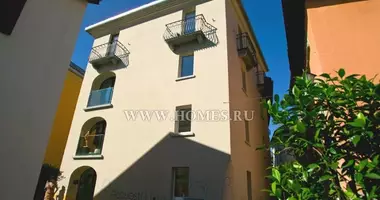 Villa 3 bedrooms with Furnitured, with Air conditioner, in city center in Switzerland