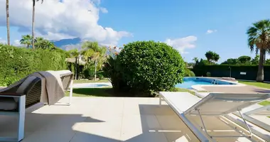 3 bedroom apartment in Marbella, Spain