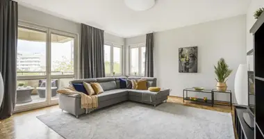 3 bedroom apartment in Warsaw, Poland